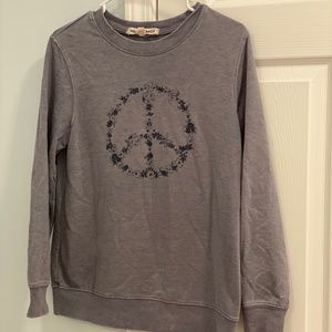 Womens Small Sweatshirt with a flower peace sign design